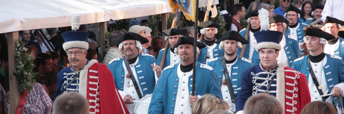 Altstadtfest Friedberger Zeit zweiter Tag Samstag Programm Verhaftung und Bäckertaufe Bürgermeister Peter Bergmair Altstadtfest Friedberger Zeit zweiter Tag Samstag Programm Verhaftung und Bäckertaufe Bürgermeister Peter Bergmair